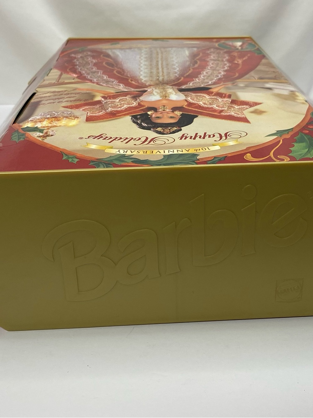 1997 Happy Holidays Barbie Doll - 10th Anniversary Special Edition - Brunette - Picture 6 of 9